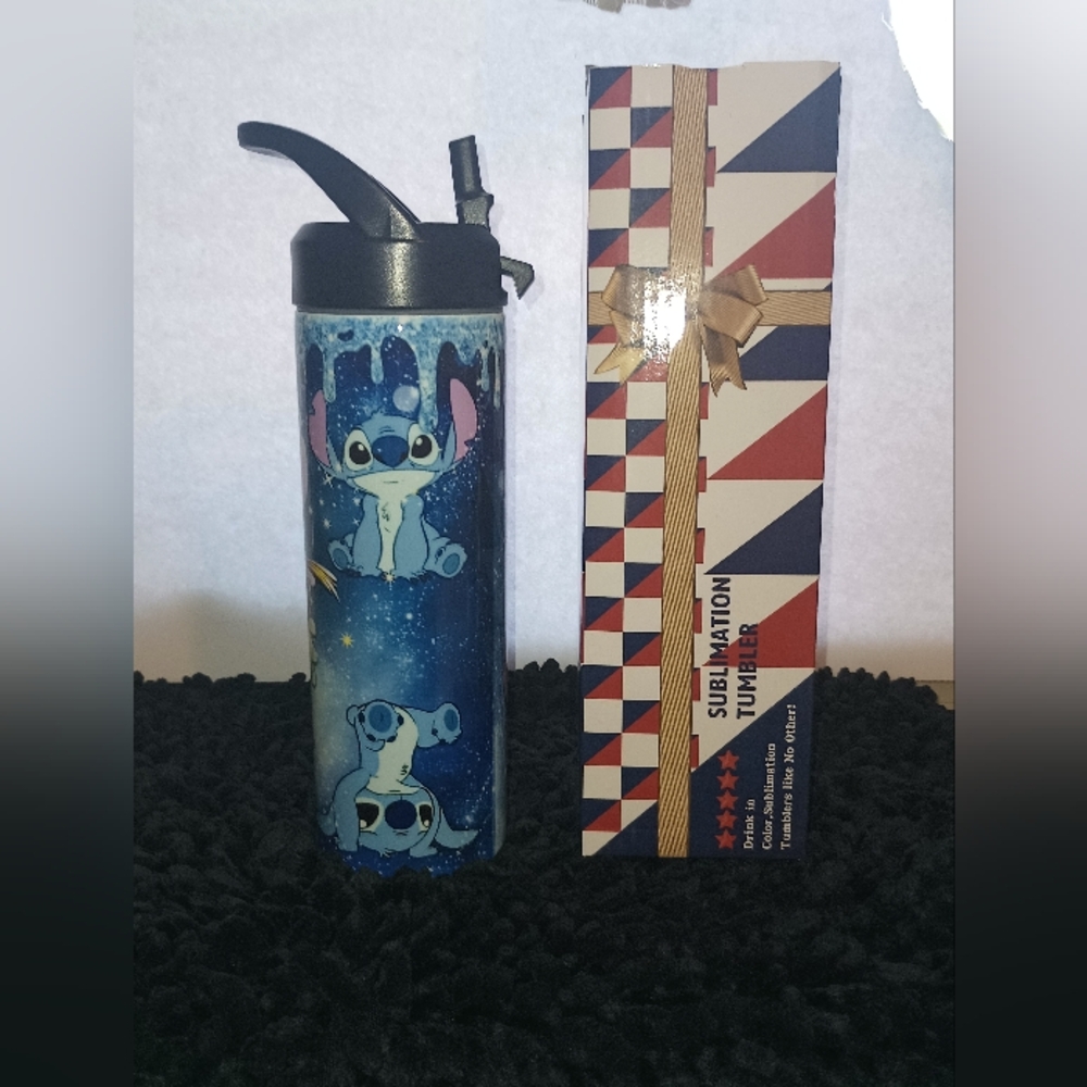 Stainless steel thumblers designs of 20 Oz, for hot and cold